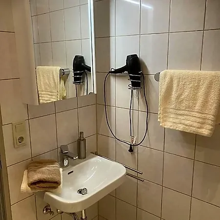 מלון Huus Stoertebeker 3*